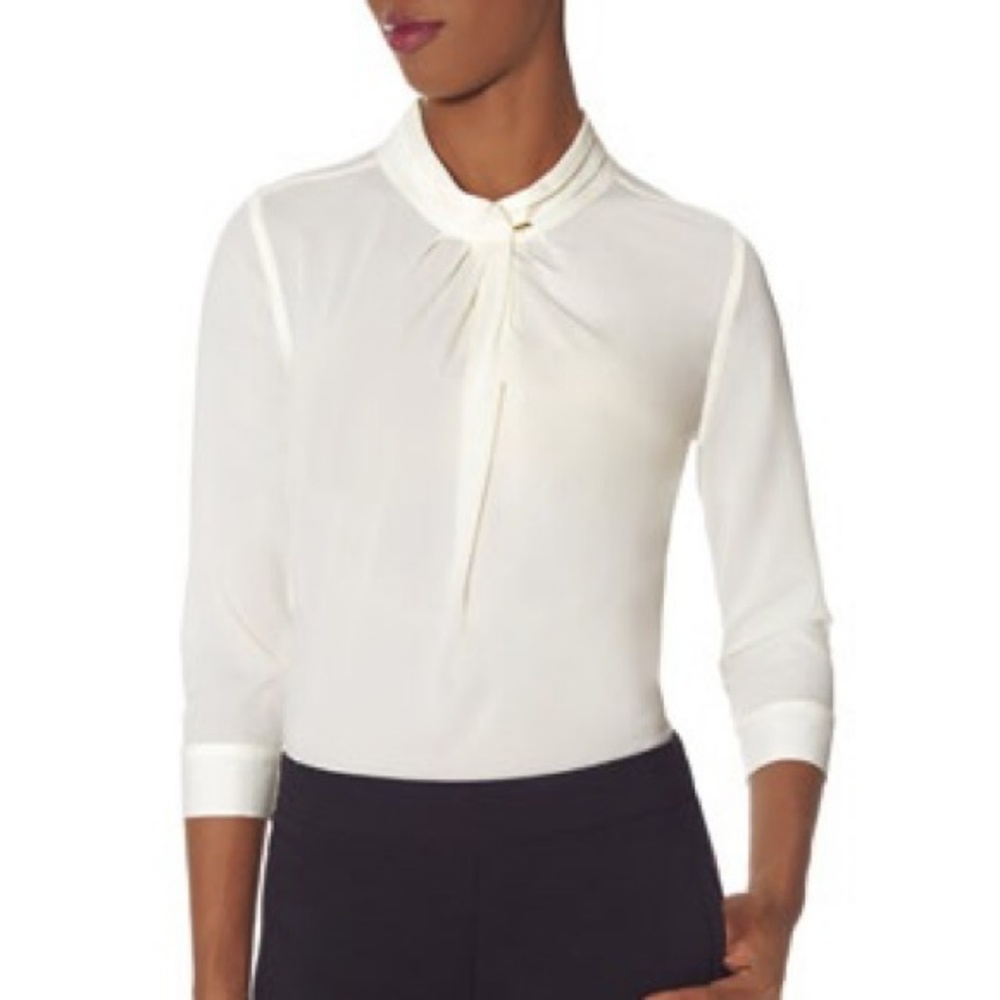 SCANDAL-THE LIMITED Cream Top